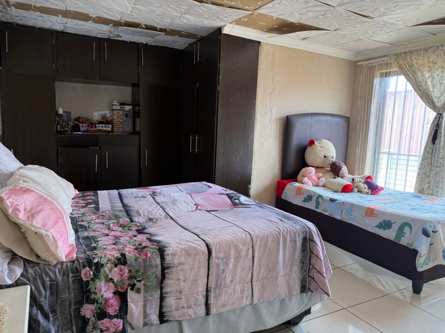 2 Bedroom Property for Sale in Mohadin North West